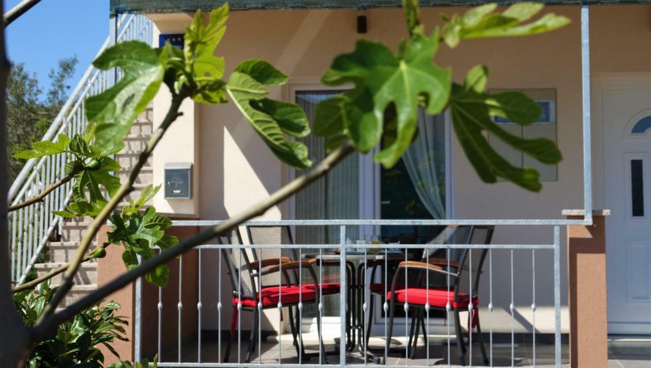 Apartmani Obala Poljica  Екстер'єр фото